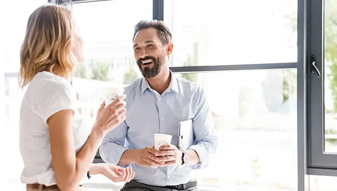 De nombreuses raisons poussent un entrepreneur à faire entrer un associé dans sa société.